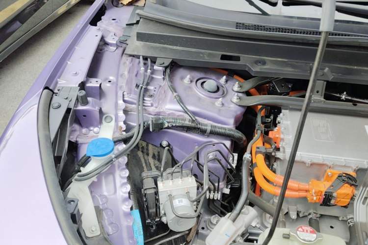 Used Honda P7 2025 Four-Wheel Drive Long-Range Max Engine Bay Right