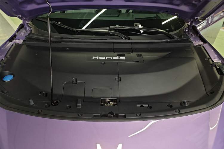 Used Honda P7 2025 Four-Wheel Drive Long-Range Max Engine Bay
