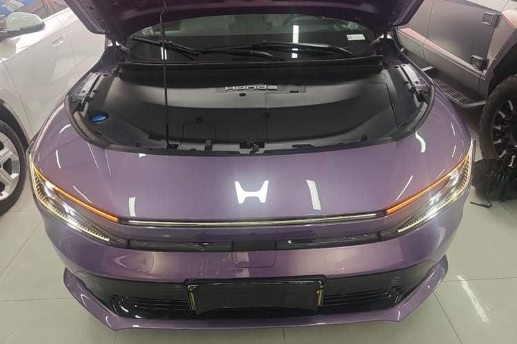 Used Honda P7 2025 Four-Wheel Drive Long-Range Max Engine Bay
