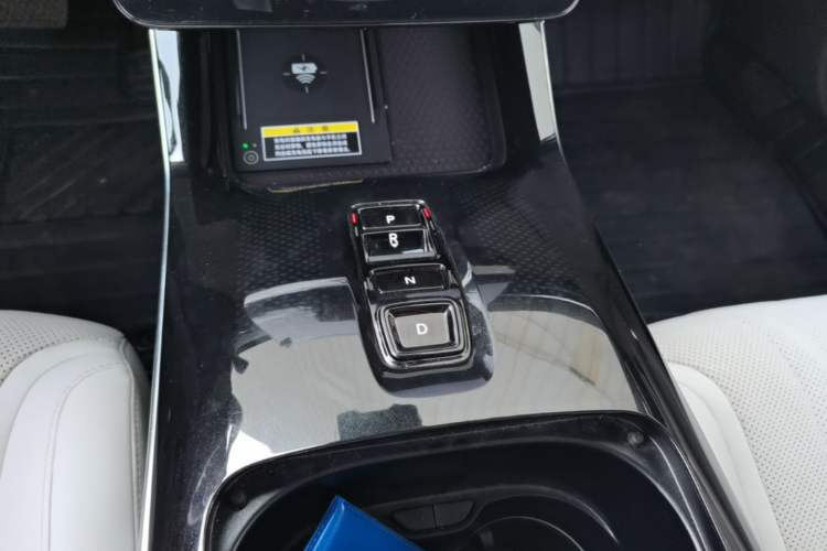 Used Honda P7 2025 Four-Wheel Drive Long-Range Max Gear Lever