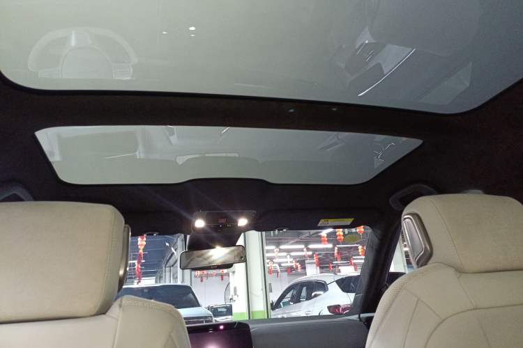 Used Honda P7 2025 Four-Wheel Drive Long-Range Max Headliner