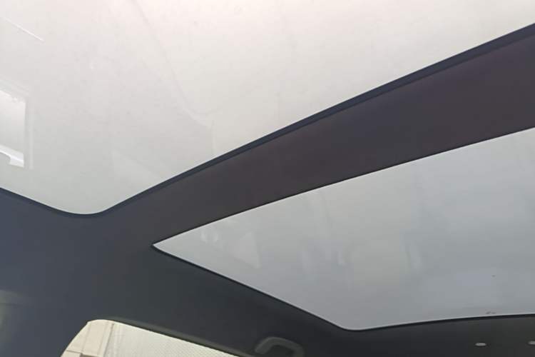 Used Honda P7 2025 Four-Wheel Drive Long-Range Max Headliner