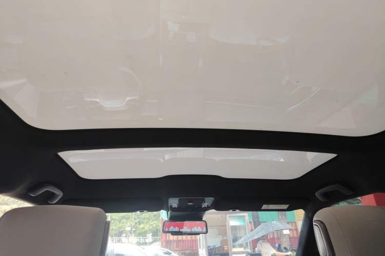 Used Honda P7 2025 Four-Wheel Drive Long-Range Max Headliner