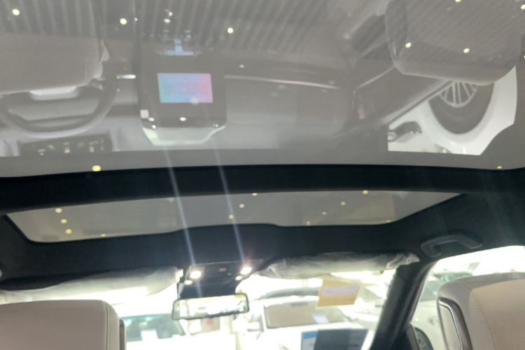 Used Honda P7 2025 Four-Wheel Drive Long-Range Max Headliner