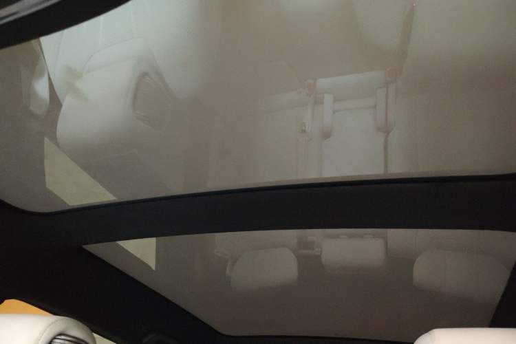 Used Honda P7 2025 Four-Wheel Drive Long-Range Max Headliner