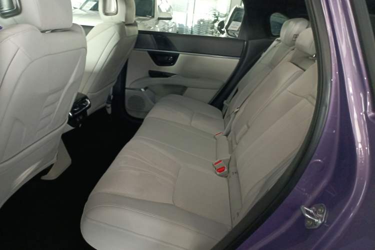 Used Honda P7 2025 Four-Wheel Drive Long-Range Max Interior 4