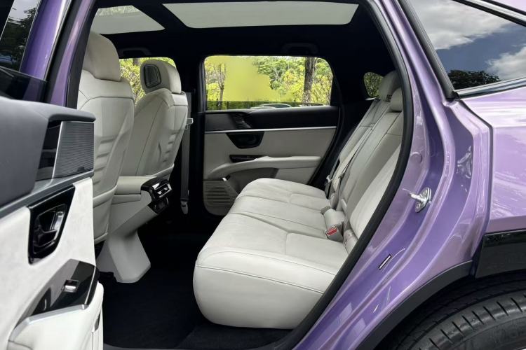 Used Honda P7 2025 Four-Wheel Drive Long-Range Max Interior 4