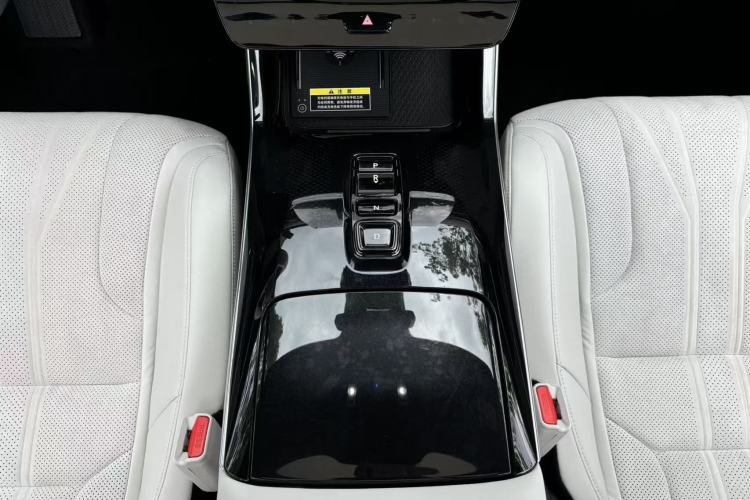 Used Honda P7 2025 Four-Wheel Drive Long-Range Max Interior 7