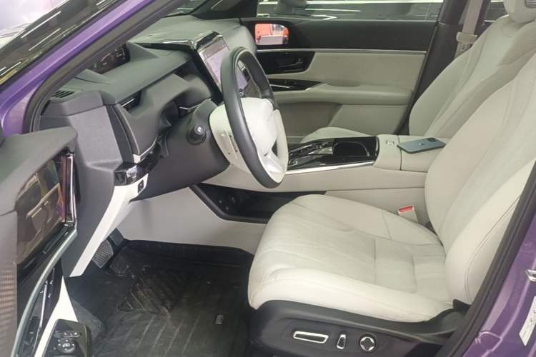 Used Honda P7 2025 Four-Wheel Drive Long-Range Max Left Front Seat