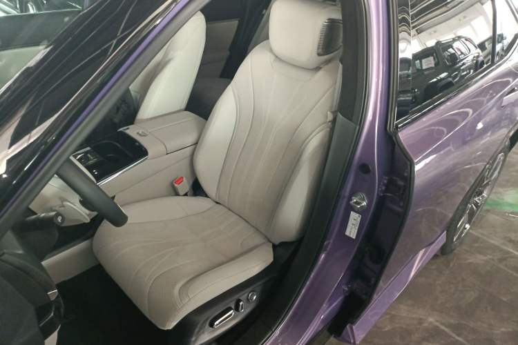 Used Honda P7 2025 Four-Wheel Drive Long-Range Max Left Front Seat