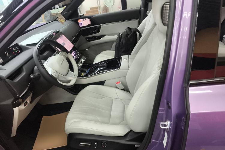 Used Honda P7 2025 Four-Wheel Drive Long-Range Max Left Front Seat