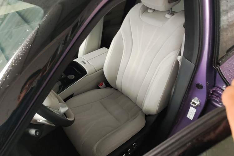 Used Honda P7 2025 Four-Wheel Drive Long-Range Max Left Front Seat