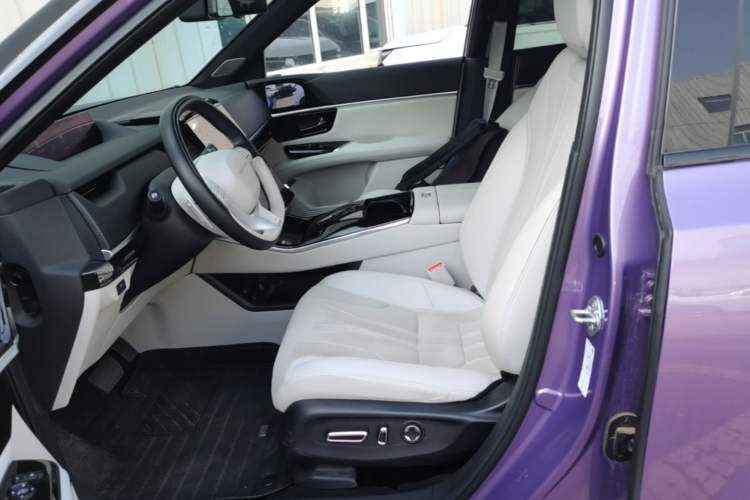 Used Honda P7 2025 Four-Wheel Drive Long-Range Max Left Front Seat