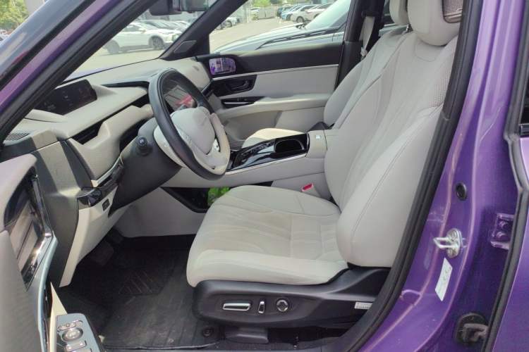 Used Honda P7 2025 Four-Wheel Drive Long-Range Max Left Front Seat