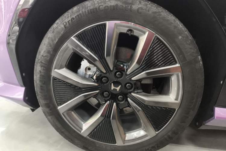 Used Honda P7 2025 Four-Wheel Drive Long-Range Max Left Front Wheel Hub