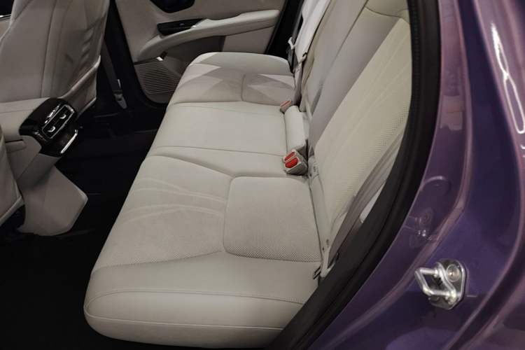 Used Honda P7 2025 Four-Wheel Drive Long-Range Max Left Rear Seat