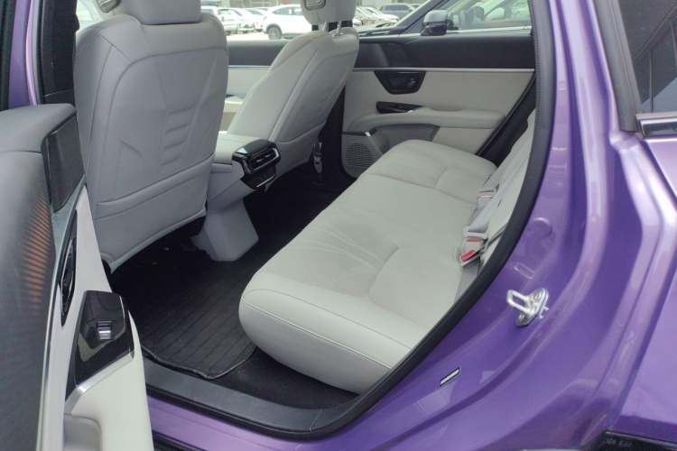 Used Honda P7 2025 Four-Wheel Drive Long-Range Max Left Rear Seat