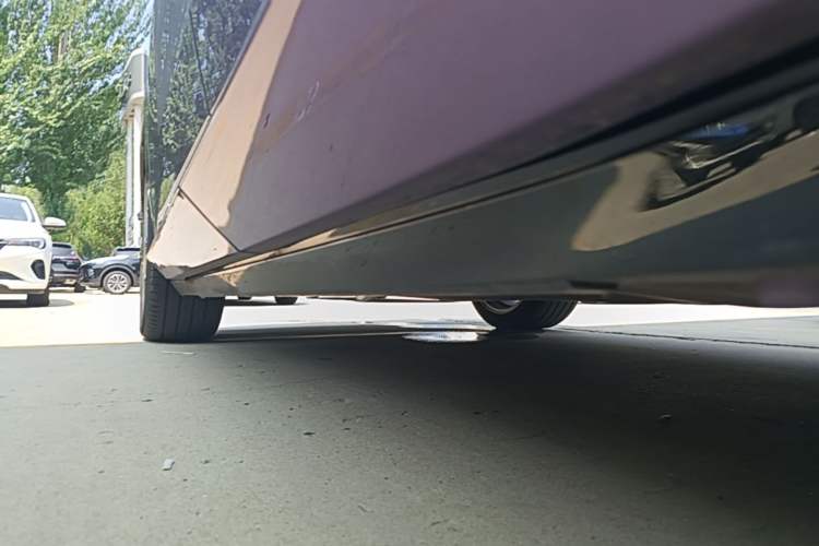 Used Honda P7 2025 Four-Wheel Drive Long-Range Max Left Side Sill
