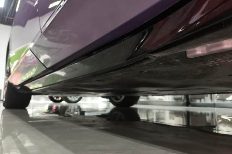 Used Honda P7 2025 Four-Wheel Drive Long-Range Max Left Side Sill