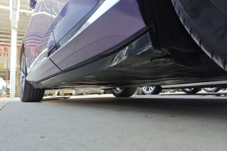 Used Honda P7 2025 Four-Wheel Drive Long-Range Max Left Side Sill