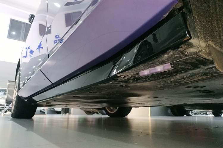 Used Honda P7 2025 Four-Wheel Drive Long-Range Max Left Side Sill