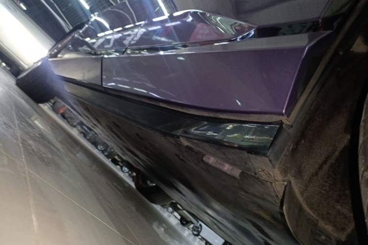 Used Honda P7 2025 Four-Wheel Drive Long-Range Max Left Side Sill