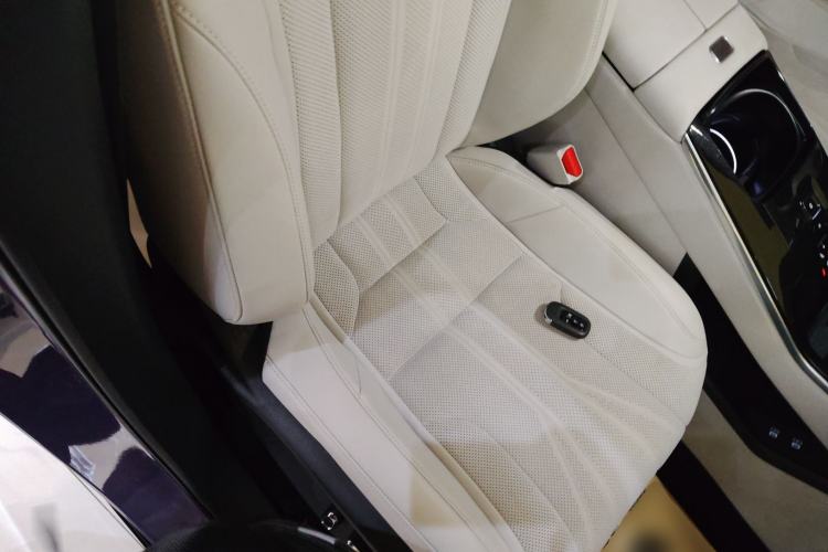 Used Honda P7 2025 Four-Wheel Drive Long-Range Max Right Front Seat