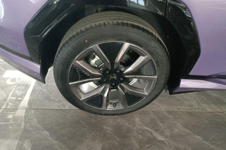 Used Honda P7 2025 Four-Wheel Drive Long-Range Max Right Rear Wheel Hub