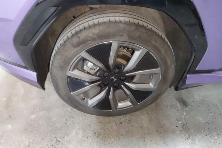 Used Honda P7 2025 Four-Wheel Drive Long-Range Max Right Rear Wheel Hub