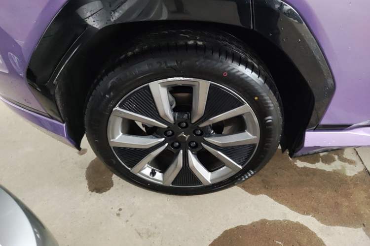 Used Honda P7 2025 Four-Wheel Drive Long-Range Max Right Rear Wheel Hub