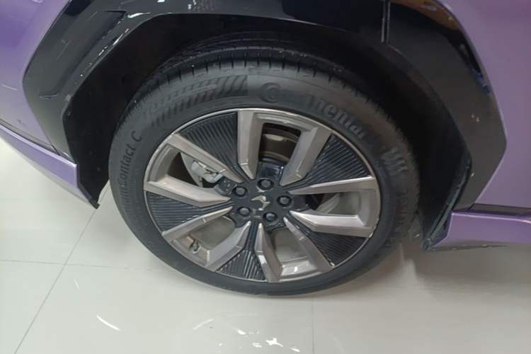 Used Honda P7 2025 Four-Wheel Drive Long-Range Max Right Rear Wheel Hub
