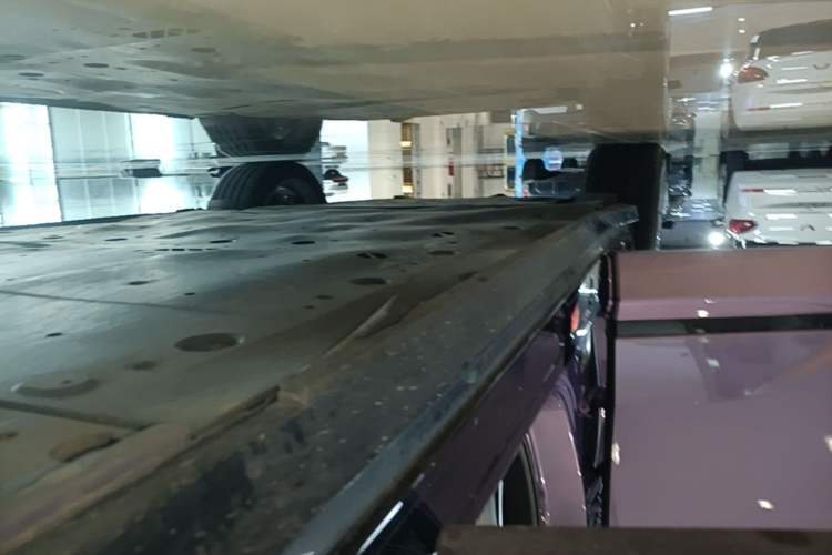 Used Honda P7 2025 Four-Wheel Drive Long-Range Max Right Side Sill