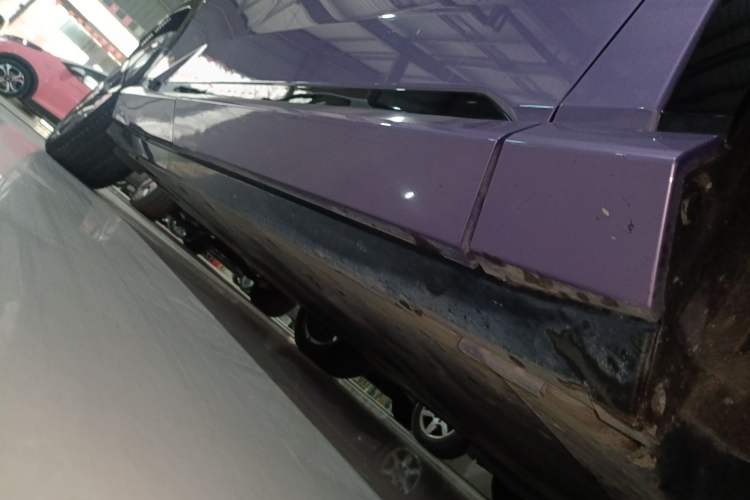 Used Honda P7 2025 Four-Wheel Drive Long-Range Max Right Side Sill