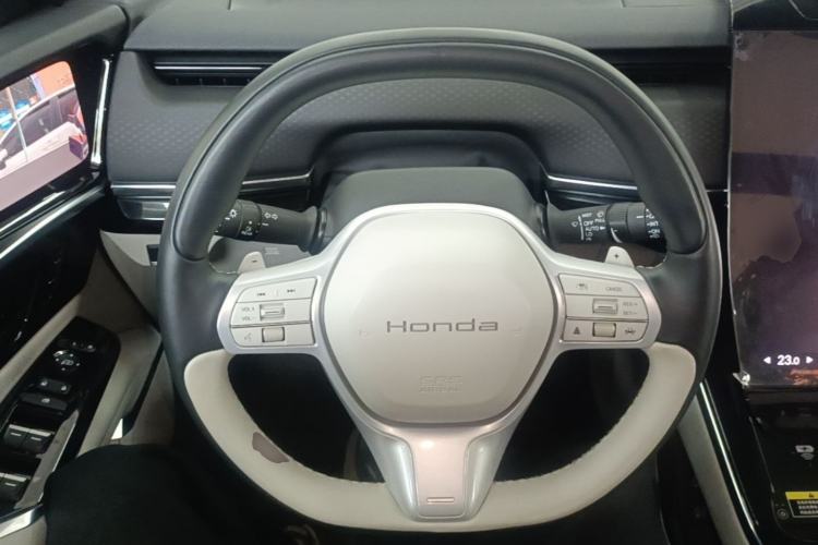 Used Honda P7 2025 Four-Wheel Drive Long-Range Max Steering Wheel