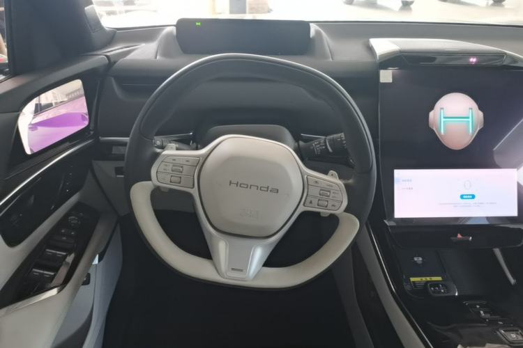 Used Honda P7 2025 Four-Wheel Drive Long-Range Max Steering Wheel