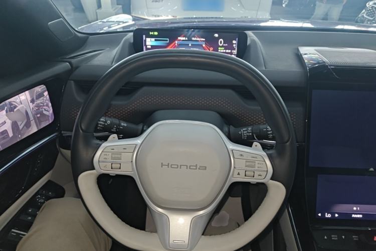 Used Honda P7 2025 Four-Wheel Drive Long-Range Max Steering Wheel