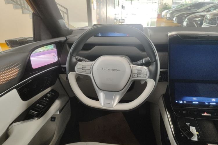 Used Honda P7 2025 Four-Wheel Drive Long-Range Max Steering Wheel