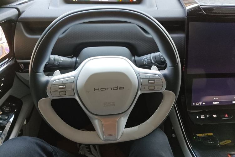 Used Honda P7 2025 Four-Wheel Drive Long-Range Max Steering Wheel