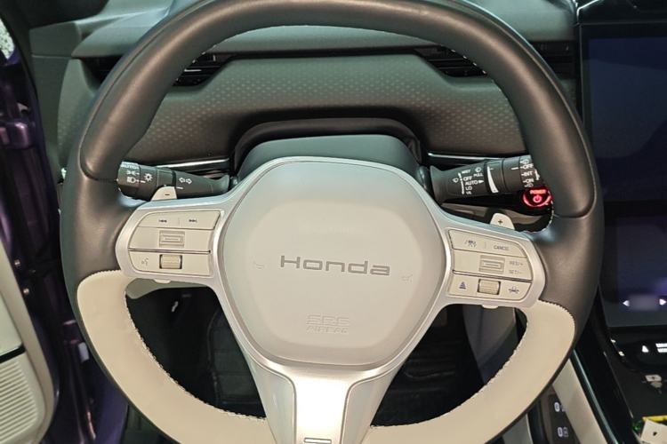 Used Honda P7 2025 Four-Wheel Drive Long-Range Max Steering Wheel