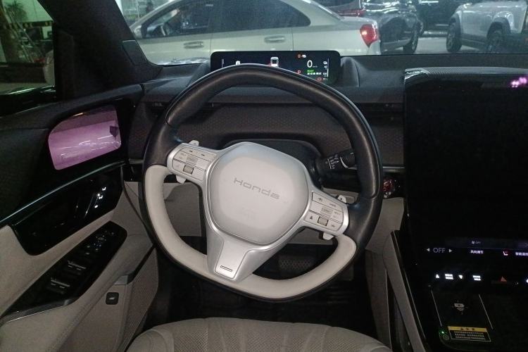 Used Honda P7 2025 Four-Wheel Drive Long-Range Max Steering Wheel