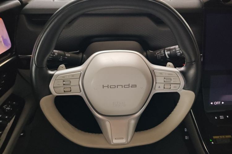 Used Honda P7 2025 Four-Wheel Drive Long-Range Max Steering Wheel