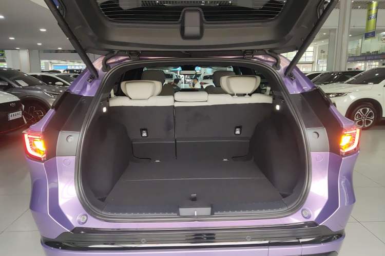 Used Honda P7 2025 Four-Wheel Drive Long-Range Max Trunk