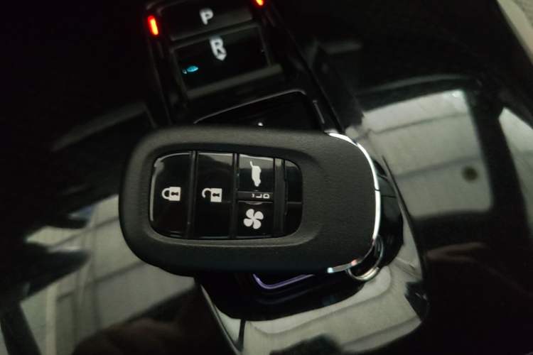 Used Honda P7 2025 Four-Wheel Drive Long-Range Max Vehicle Key