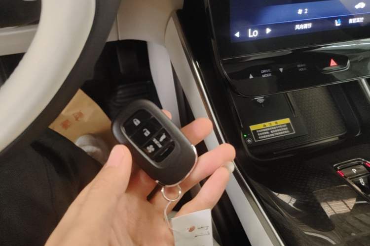 Used Honda P7 2025 Four-Wheel Drive Long-Range Max Vehicle Key