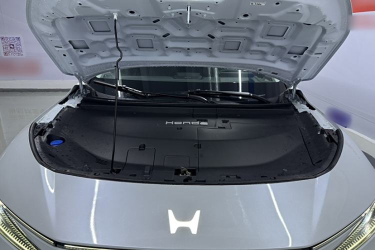 Used Honda P7 2025 Rear-Drive Long-Range Pro Engine Bay