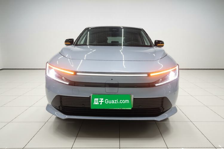 Used Honda P7 2025 Rear-Drive Long-Range Pro Exterior 1