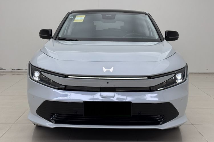 Used Honda P7 2025 Rear-Drive Long-Range Pro Exterior 3