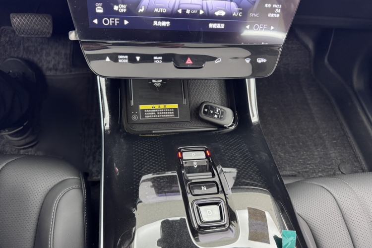 Used Honda P7 2025 Rear-Drive Long-Range Pro Gear Lever