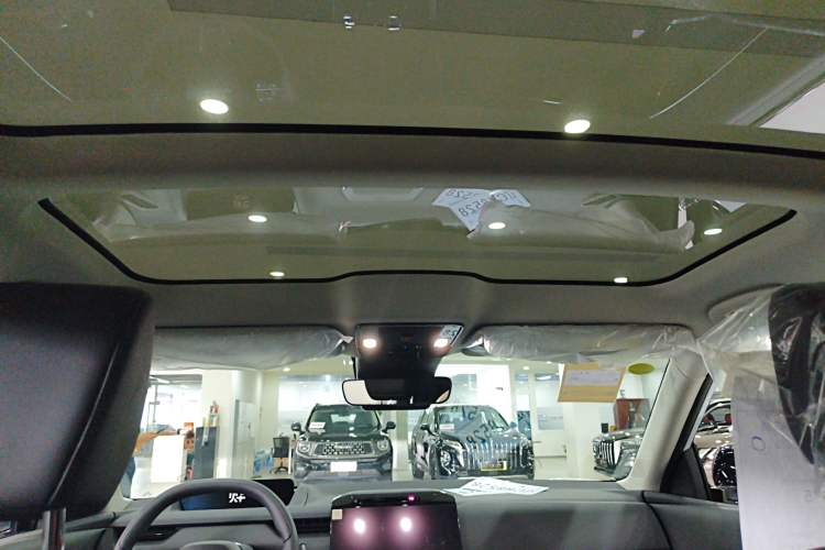 Used Honda P7 2025 Rear-Drive Long-Range Pro Headliner