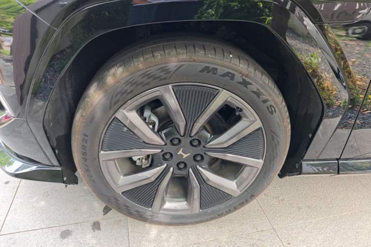 Used Honda S7 2025 Trailblazer Edition Left Front Wheel Hub